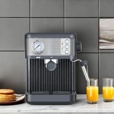 Machine à café européenne avec conception semi-automatique et capteur électronique personnalisé