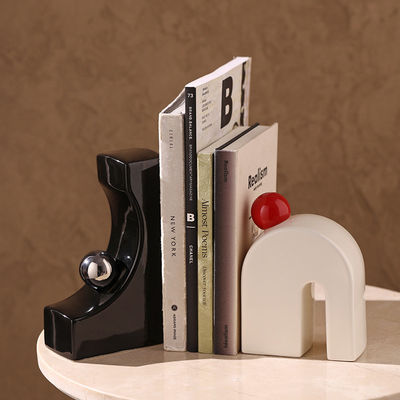 Des stands de livres en céramique de style moderne en papier nostalgique pour acheteurs commerciaux