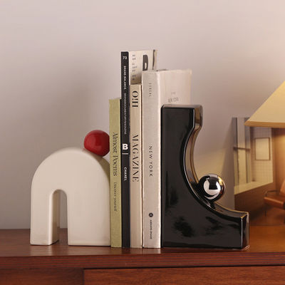 Des stands de livres en céramique de style moderne en papier nostalgique pour acheteurs commerciaux