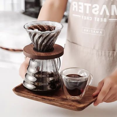 Filtre à main en verre borosilicate transparent Une cafetière avec bande de couvercle