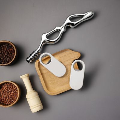 Appareil d'ouverture de bouteille magnétique en acier inoxydable épaissie antidérapant pour couleur personnalisée