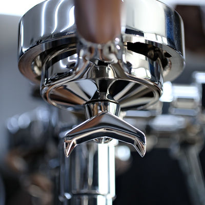 Outils de café et de thé Filtre en acier inoxydable de style classique avec fond en plastique modifiable