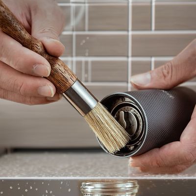 Brosse de nettoyage à poignée longue pour outils d'espresso portables