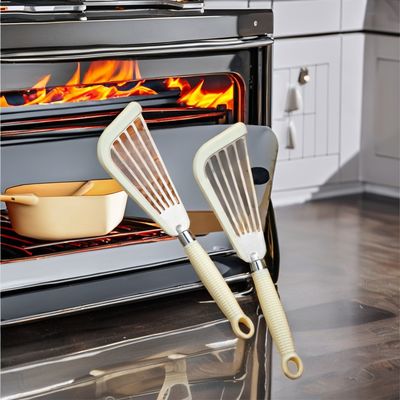 Pans non adhésifs Remuer-Friture en silicone jambon de poisson Turner Spatula à fente avec poignée en plastique