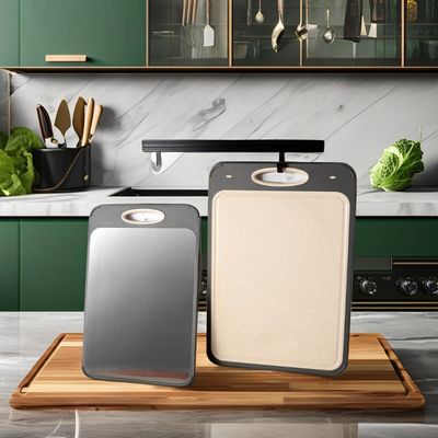 Cadre en plastique épaissi et planche de coupe antidérapant en bambou en PP écologique pour la cuisine