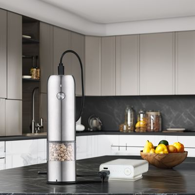 Moulins à sel et poivre avec noyau en céramique en acier inoxydable mini-moulin électrique