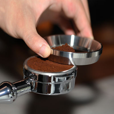 51/53/58 mm anneau de dosage en argent entonnoir portable écologique pour le dosage de café de précision