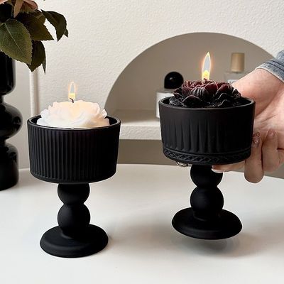 Conception de lignes verticales uniques Goûter à vin vintage Goûter à dessert à pieds de verre pour cadeaux