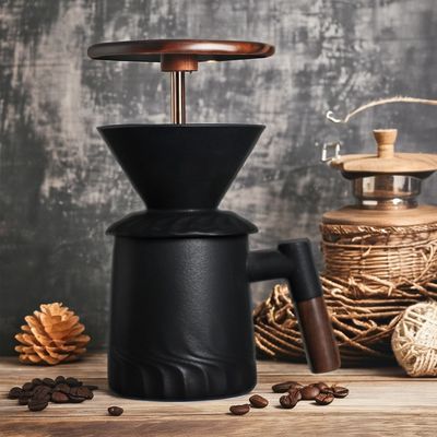 Vintage Matte Noir Ceramique Pourver Over Coffee Maker pour la maison Hôtel Restaurant et Bureau