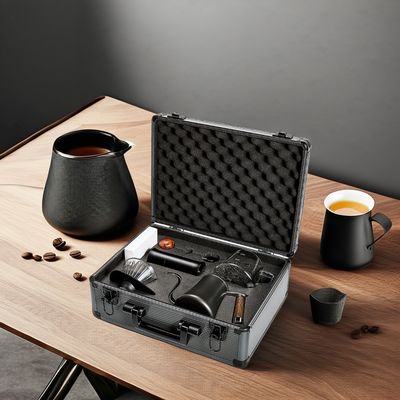 Boîte cadeau incluse Ensemble de café en céramique Kit moderne brassé à la main dans un design minimaliste