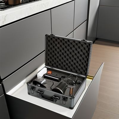 Kit de café brassé à la main avec du papier filtre et une échelle