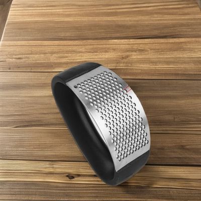 Appareil de pressage manuel en acier inoxydable et en plastique pour l'ail