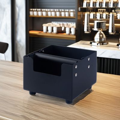 Boîte de frappe en silicone à base antidérapante amovible pour la préparation de café dans des environnements commerciaux