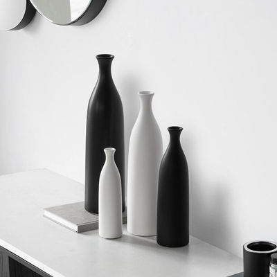 Vase de table pour le salon moderne simple noir et blanc décor en céramique taille moyenne