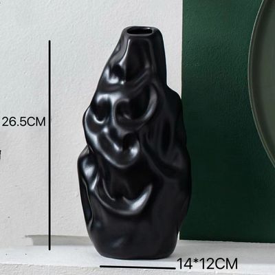 Vase en céramique irrégulière de couleur mate argentée pour la décoration de l'hôtel