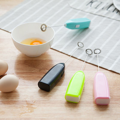 2024 Conception Portable Mini électrique batteur d'œufs en acier inoxydable Whisk pour les œufs de lait café