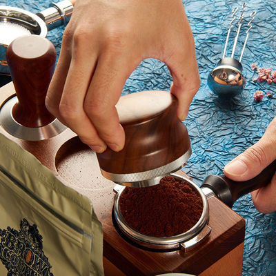 Fournir directement un filtre à café portable en acier inoxydable de 58 mm pour les outils de café et de thé
