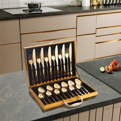 24 pièces d' or de luxe Cuillère à soupe et fourchette Set d' argent pour mariage en acier inoxydable