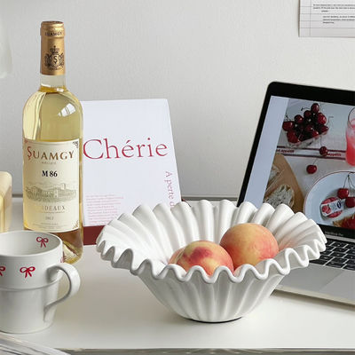Plaque en PET ronde multicolore de luxe pour servir des salades et des collations lors de soirées de cuisine moderne