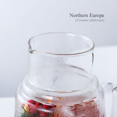 Conception moderne Flasche à eau chaude / froide Jus de boisson Carafe Flasche en verre avec tasse