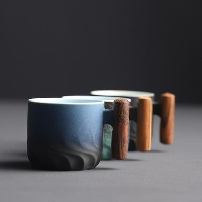 Rendez votre voyage de camping plus agréable avec un ensemble de tasses et de soucoupes de café unique 2024