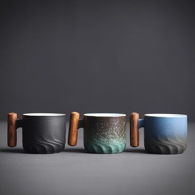 Rendez votre voyage de camping plus agréable avec un ensemble de tasses et de soucoupes de café unique 2024