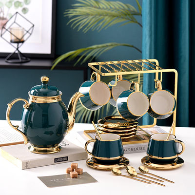 Ensemble de thé de l'après-midi en céramique de style design européen Gold Edge pour une expérience de thé classique