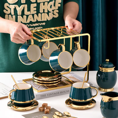Ensemble de thé de l'après-midi en céramique de style design européen Gold Edge pour une expérience de thé classique