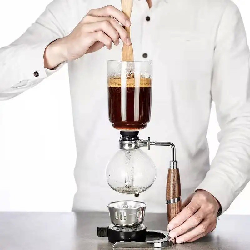 Conception d'une cafetière en céramique cuite à la presse française avec poignée en acier inoxydable 304 portable