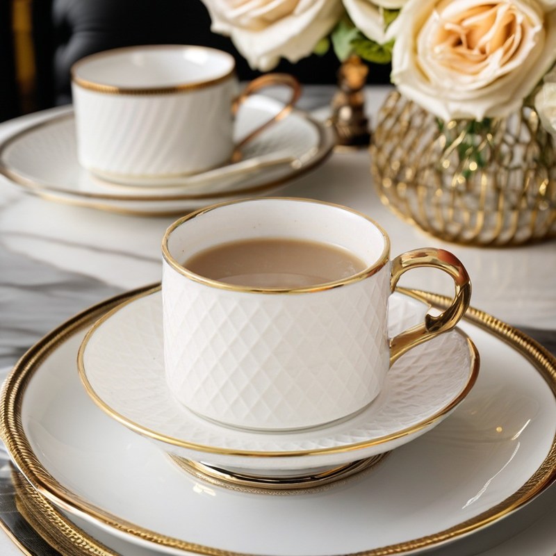 200 ml de tasse et soucoupe en céramique moderne nordique blanche