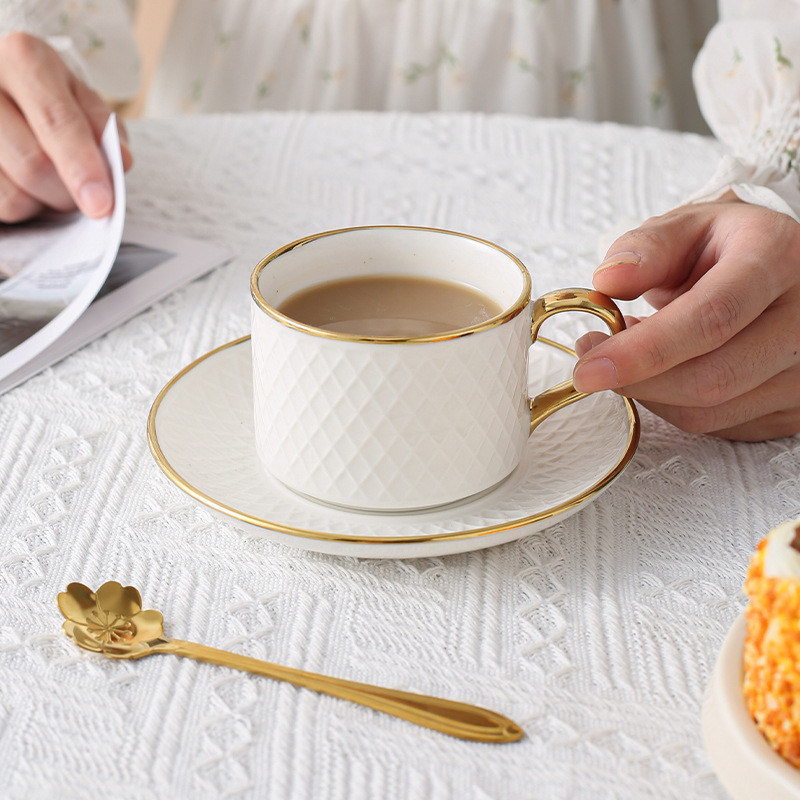 Ensemble de tasses et de soucoupes en céramique blanche nordique moderne pour tasses à thé à os soucoupes de 200 ml