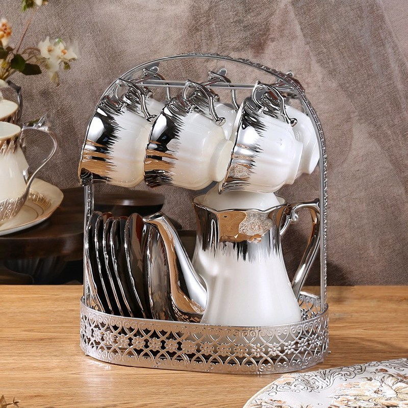 Ensemble de tasses de thé en céramique de style européen avec garniture en or pour serveur de café à domicile