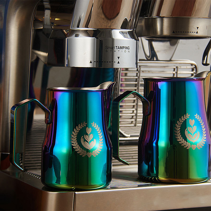 Fonction du lait mousseux Flask de lait en acier inoxydable pour espresso 350 ml ou 500 ml Latte Pitcher