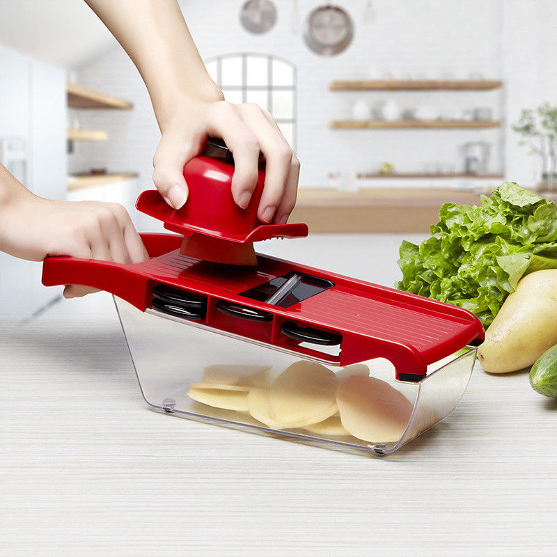 Matériau de qualité alimentaire multi-fonctionnel 16 en 1 coupeuse manuelle de légumes pour les repas sains